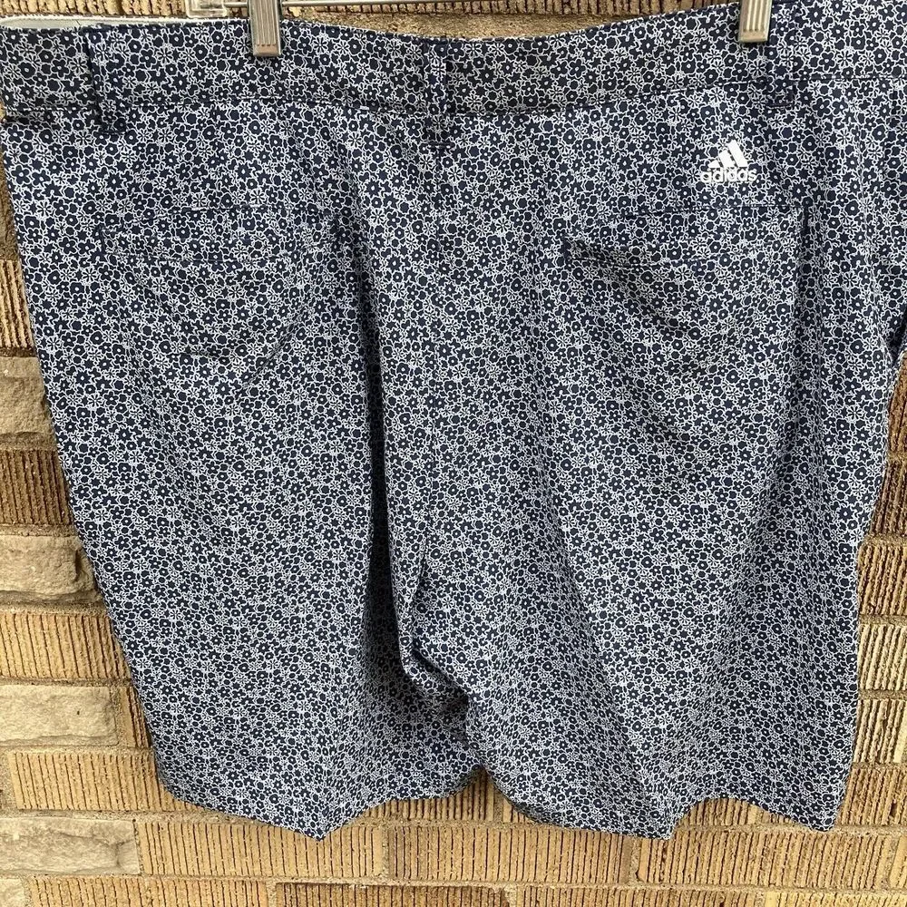 Adidas Golf Shorts Men's Size 40 NWOT Paisley Blue Floral Pattern AOP‎ Unique